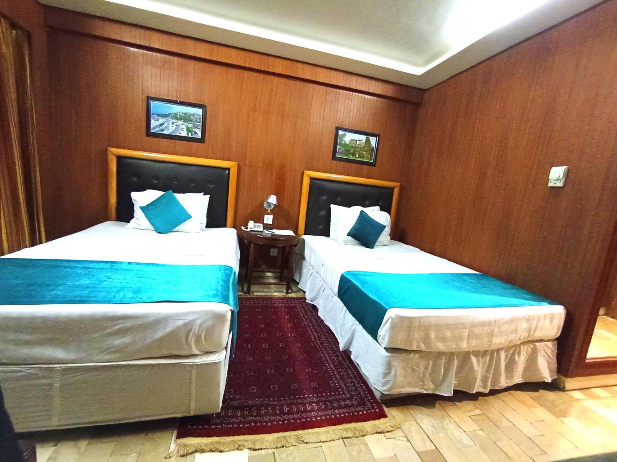 Hotel One Карачи Экстерьер фото