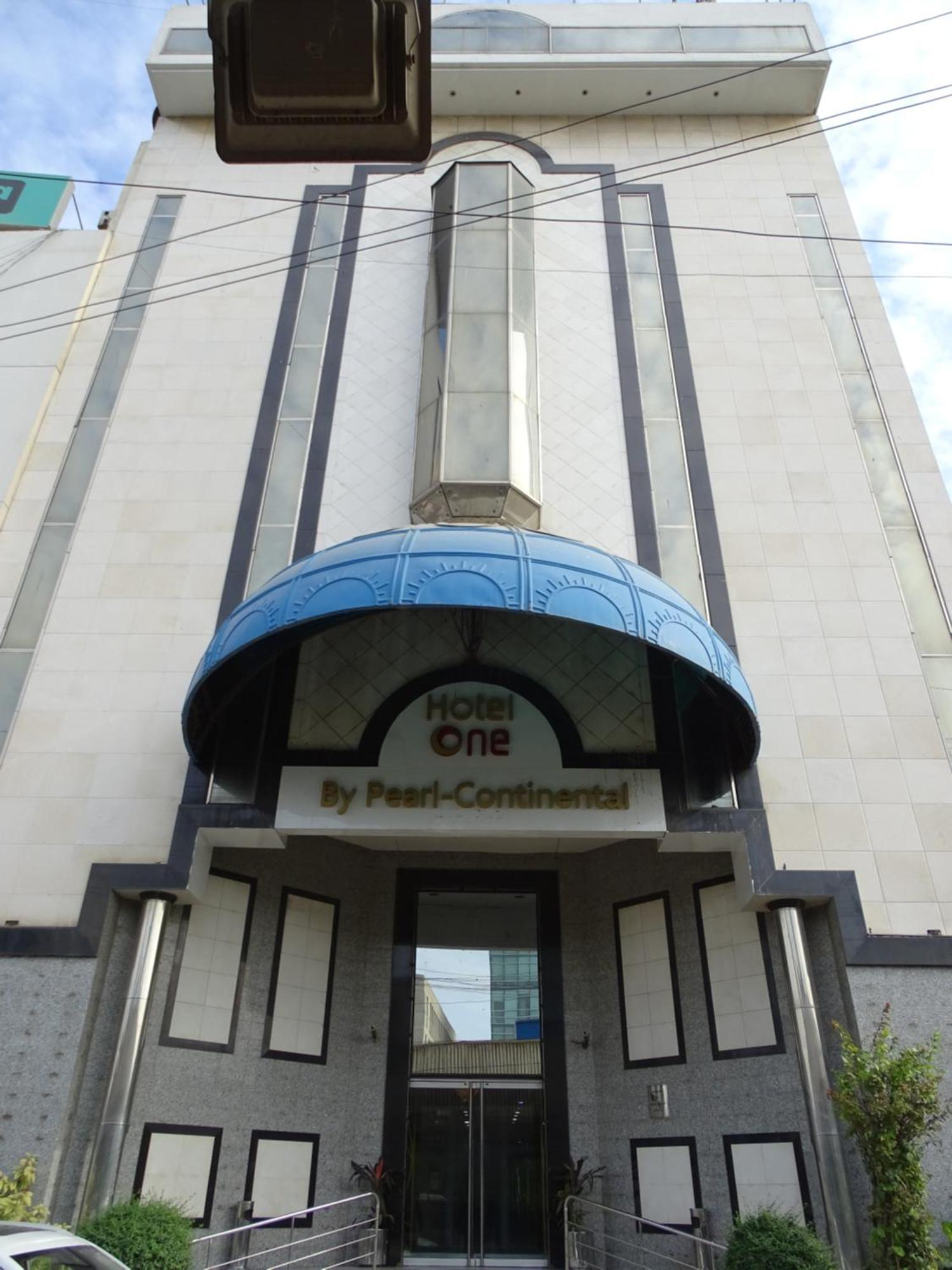 Hotel One Карачи Экстерьер фото
